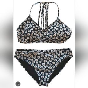 Full Tilt Black Daisy Print Girls Bikini Set New With Out Tags